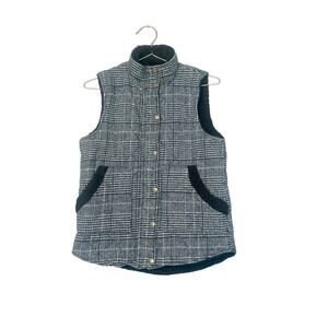 Miami Black and white plaid fluffy vest size small